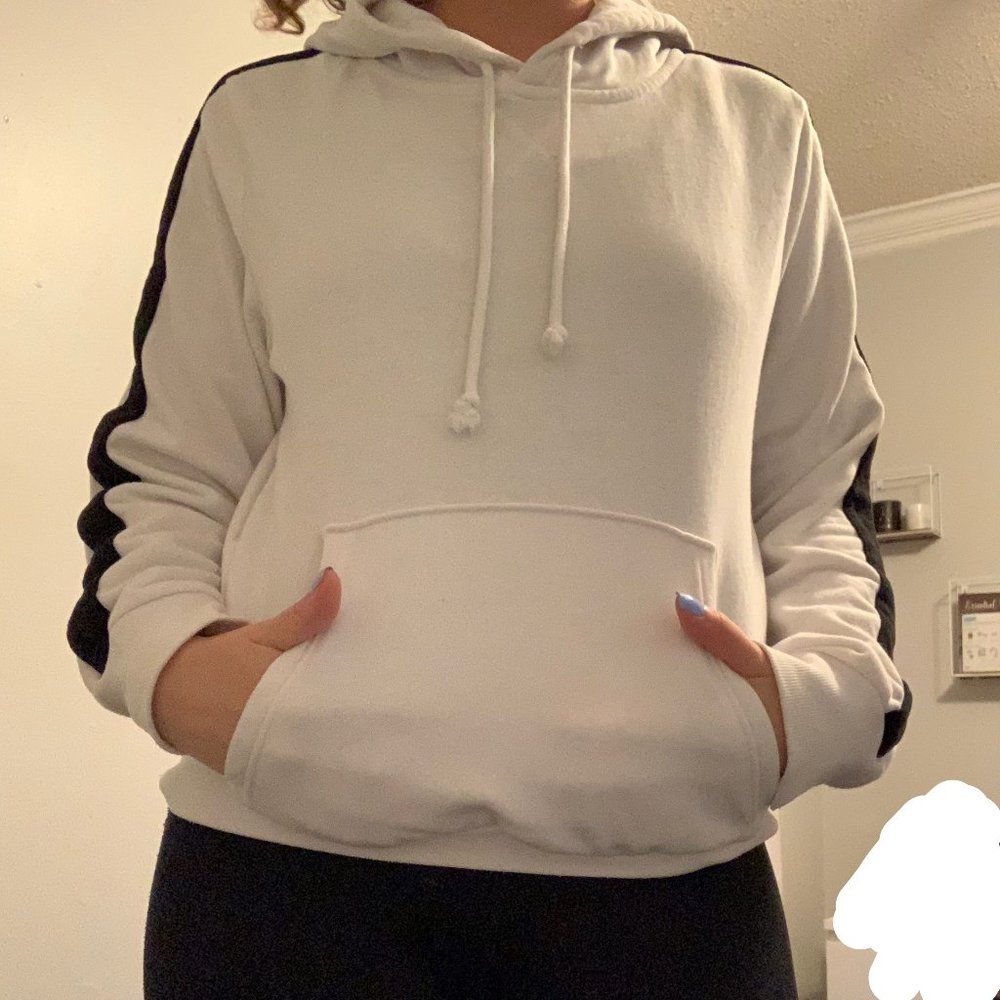 White Hoodie/Sweatshirt